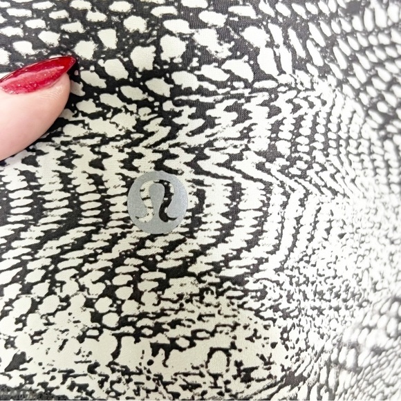 Lululemon For The Run Short Sleeve Top - Picture 3 of 6